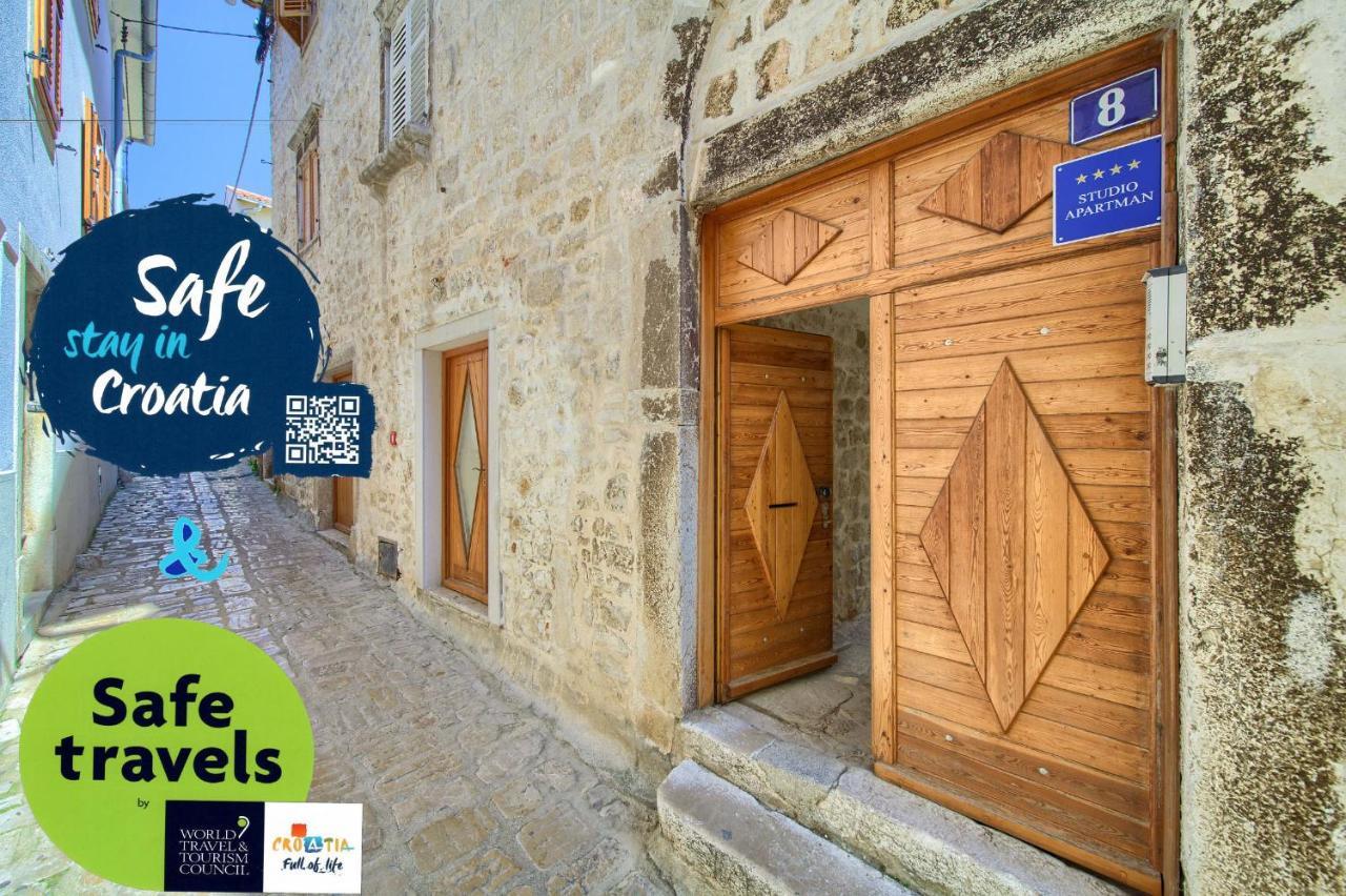 Hrast Krk Town Exterior foto